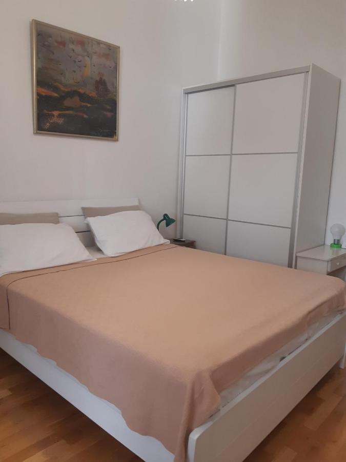 Mulo Stanicica Tivat Exterior foto